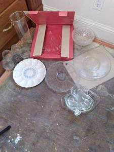 lot 214 image: Crystal Christmas Serving Dish & Ot...