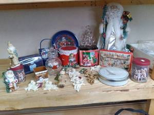 lot 262 image: Holiday M&Ms Tin & Other Holiday D...