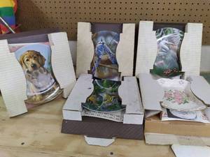lot 276 image: (4) Edwin M. Knowles Plates, (1) Cr...
