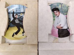 lot 284 image: (2) Delphi Limited Edition Elvis Pr...