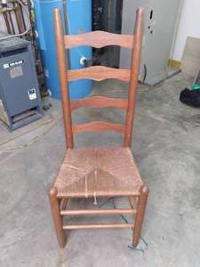lot 653 image: Vintage Wood & Wicker Chair Some D...