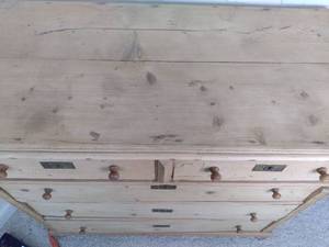 lot 16 image: 5 Drawer Dresser 49 X 23.25 X 43...