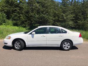 lot 3 image: 2006 Chevrolet Impala LT