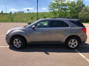 lot 2 image: 2011 Chevrolet Equinox LT