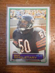 lot 12 image: 1983 Topps Mike Singletary Rookie Card #38