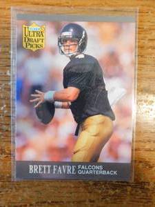 lot 37 image: 1991 Ultra Brett Favre Rookie Card #283