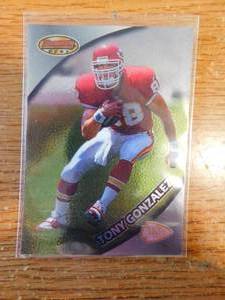 lot 44 image: 1997 Bowman Best Tony Gonzalez Rookie Card #101