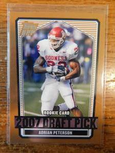 lot 52 image: 2007 Topps Draft Picks Adrian Peterson Rookie Card #135