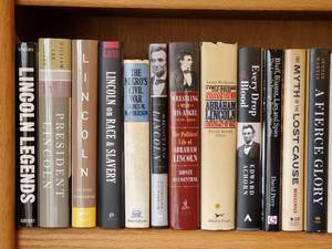 lot 125 image: (25) Assorted Books on President Abraham Lincoln