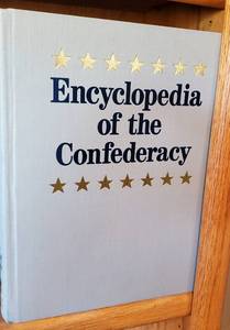 lot 239 image: (4) Vol. Simon & Schuster Encyclopedia of The Confederacy Books