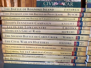 lot 336 image: (28)  Books The History Press Civil War Sesquicentennial Series