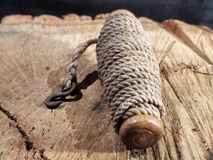 lot 258 image: Original Civil War Era Artillery Cannon Lanyard