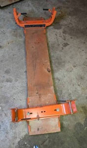 lot 16 image: Workhorse Adjustable Platform Brackets