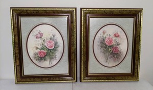 lot 228 image: (2) Vintage Framed Rose Art Prints