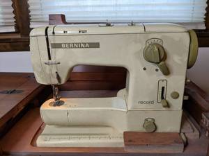 lot 204 image: Vintage Bernina Record Sewing Machine and Table