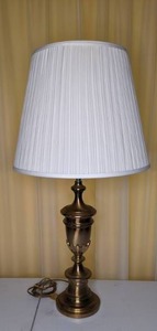 lot 334 image: Vintage Lamp with Beautiful Brass Base