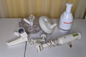 lot 267 image: Kitchen Gadgets Immersion Blender, Euro Chopper, etc.