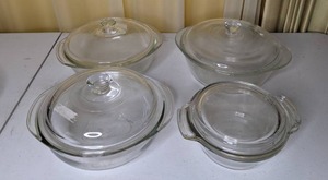 lot 257 image: (4) Round Glass Baking Dishes with Covers