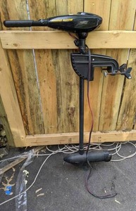 lot 127 image: Minn Kota Endura Transom Mount Trolling Motor