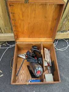 lot 131 image: Craftsman 3-Speed Sabre Saw with Wood Case