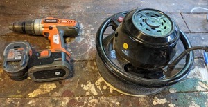 lot 88 image: Ridgid 14.4V Cordless Drill and Sears Craftsman BufferPolisher