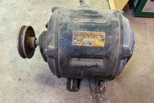 lot 95 image: Vintage Wagner Electric 34 HP 1725 RPM 110220V AC Motor