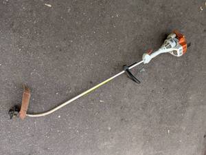 lot 164 image: Gas Powered Stihl FS46 Weed Wacker  Trimmer