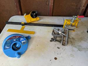 lot 181 image: Plumbshop Canister Auger 25, Vise, Etc.