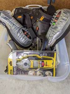 lot 65 image: Ergodyne Knee Pads, Laser Level, Wall Trimmer, etc.