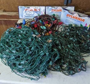 lot 67 image: Lot of Small and Large Bulb Christmas Lights