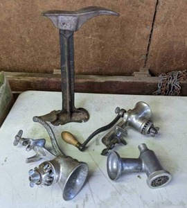 lot 73 image: Vintage Meat Grinder and Shoe Form