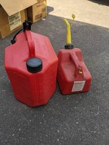 lot 152 image: (2) Sears Craftsman Plastic Gas Cans