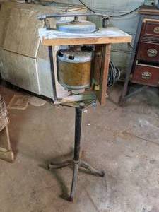 lot 390 image: Vintage Grinding Wheel with Motor on Stand