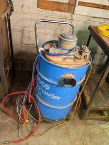 lot 392 image: Blue 50 Gallon Barrel with Electrical Hook-Up
