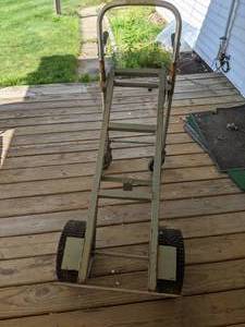 lot 456 image: Multi Position Steel Hand Truck