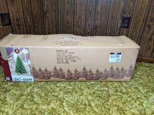 lot 376 image: Beautiful Knowles Pine Artificial Christmas Tree