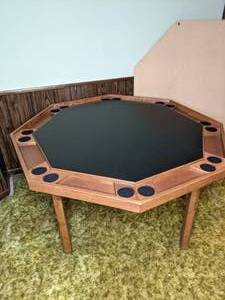lot 367 image: Stunning Vintage Folding Poker Table