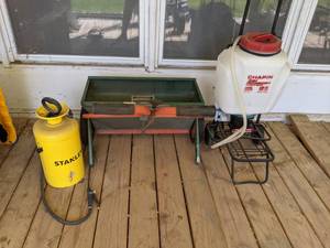 lot 453 image: Stanley Weed Sprayer, Scotts Seed Spreader, Chapin Sprayer w Cart