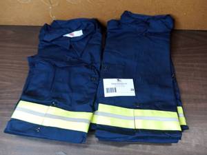 lot 29 image: New In Box 6 Navy Reflective G&K Long Sleeve Shirts 2XL