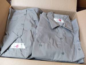 lot 47 image: New In Box 18 Red G&K Short Sleeve Shirts Size 2x