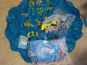lot 13 image: Summer Toys Untested...