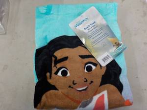 lot 18 image: Moana Beach Towel 28 x 58...