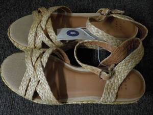 lot 33 image: 1 Pair A New Day Womens New size 8...