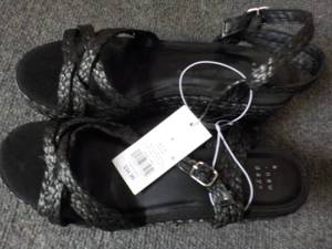 lot 38 image: 1 Pair A New Day Womens New size 9...