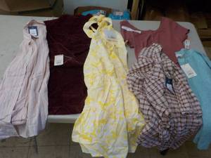 lot 53 image: New Clothing size Womens Small and...