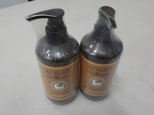 lot 79 image: 2 - 10.1 oz Bottles Argan Diabella ...