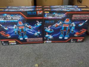 lot 124 image: Lot of 4 Morpi Droids Kits...