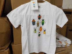 lot 169 image: 10 Size 7 Coyote and Co White T-shi...