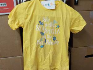 lot 189 image: 10 Size 5 Coyote and Co Yellow T-sh...