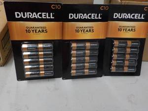 lot 206 image: 3 - 10 Packs Duracell C10 Batteries...